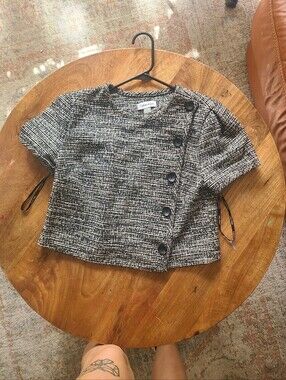 Calvin Klein Black & White Textured Button-Front Crop Top